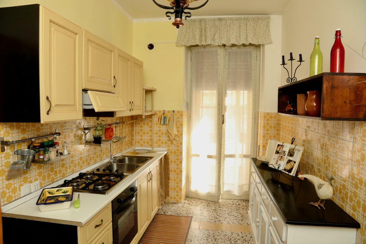 Viale Italia 41: I Migliori Anni Hotel Sassari Buitenkant foto