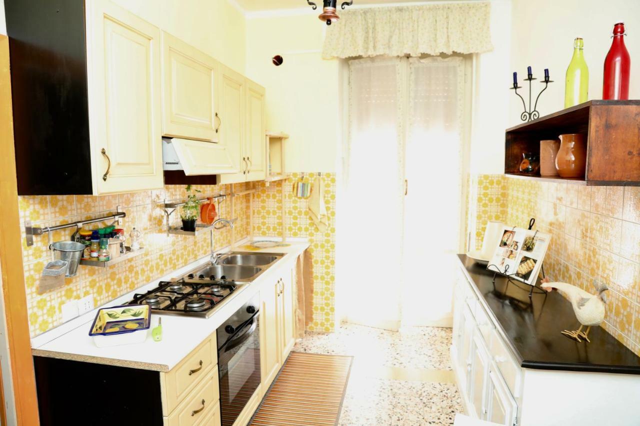Viale Italia 41: I Migliori Anni Hotel Sassari Buitenkant foto
