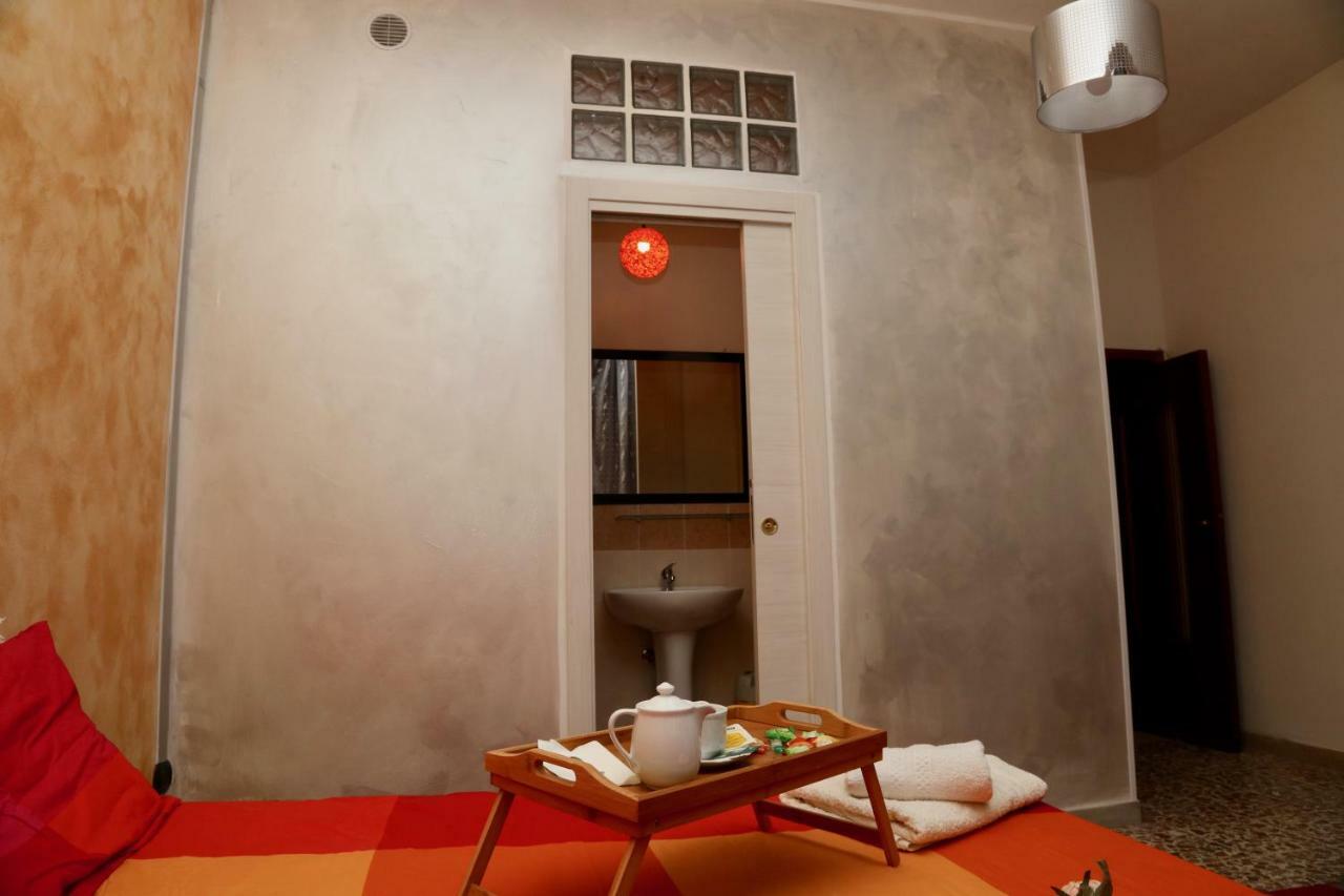 Viale Italia 41: I Migliori Anni Hotel Sassari Buitenkant foto