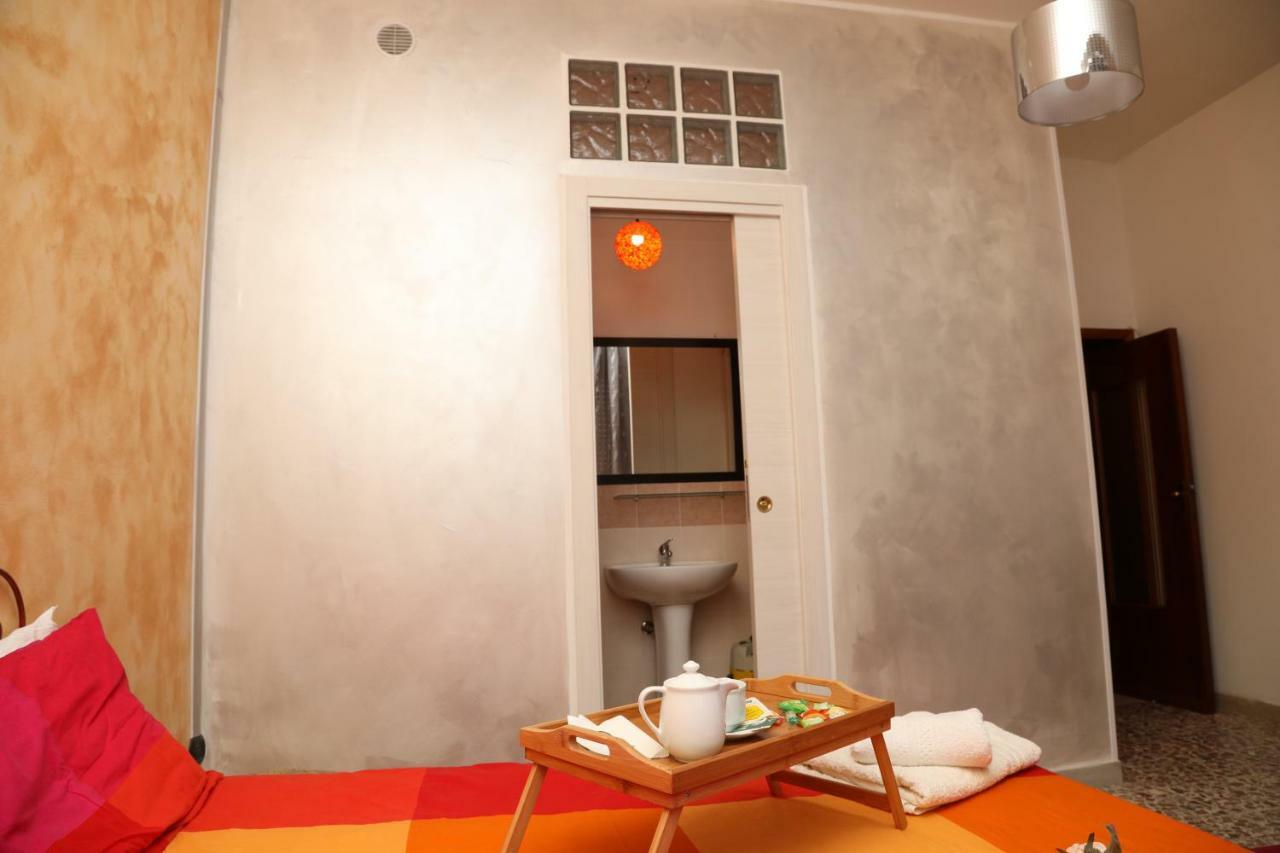 Viale Italia 41: I Migliori Anni Hotel Sassari Buitenkant foto